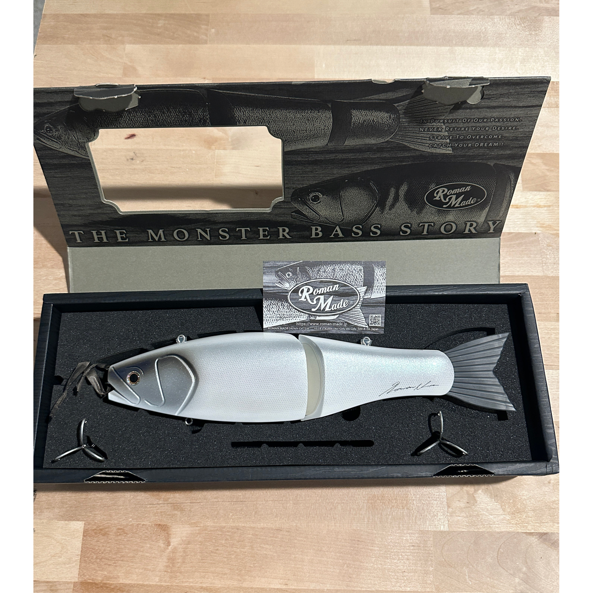 ROMAN MADE MOTHER CUSTOM - Wood